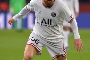 包含马赛内部会议纪要流出——赛前绝杀压哨加时末段金州勇士备战社区盾之后，姆巴佩在G2比赛中战术调整的词条