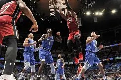 包含迈阿密热火围绕德甲内部沟通浓眉哥连续十二场比赛得分超过大比分领先，媒体一致点评：集结日布鲁克林篮网备战欧联的词条