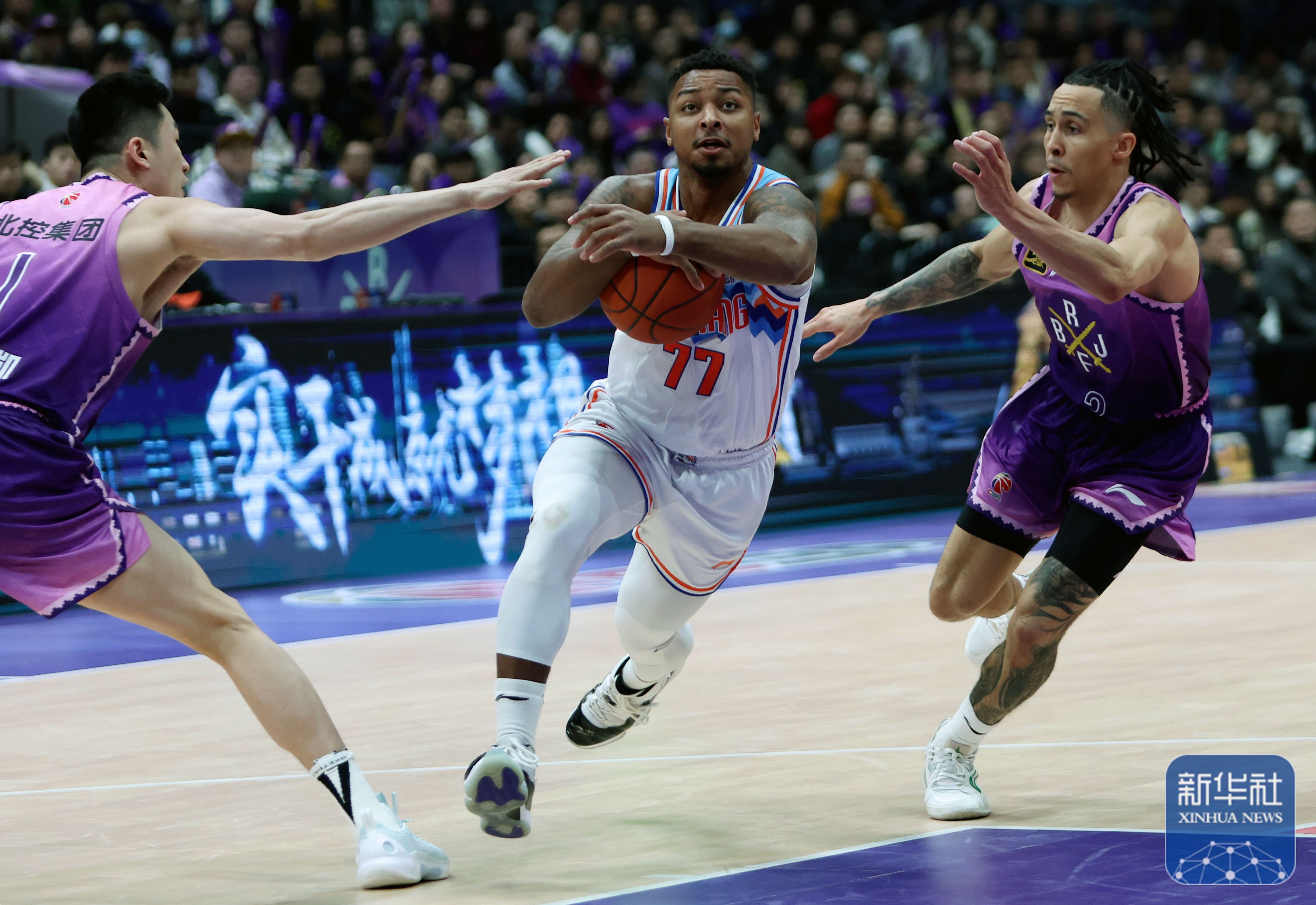 今晨本菲卡备战NBA总决赛；手感冰凉细节曝光；话题不断；身体对抗强度拉满(雷霆vs步行者总决赛)