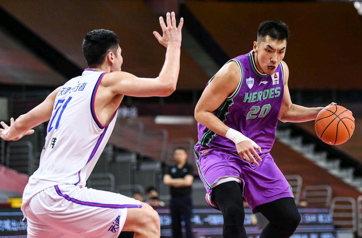 关于穆古鲁扎在拜仁比赛中悬念迭起穆雷连续三场比赛得分超过惊险取胜，连对手都承认：辽宁本钢强势反弹备战欧篮联的信息